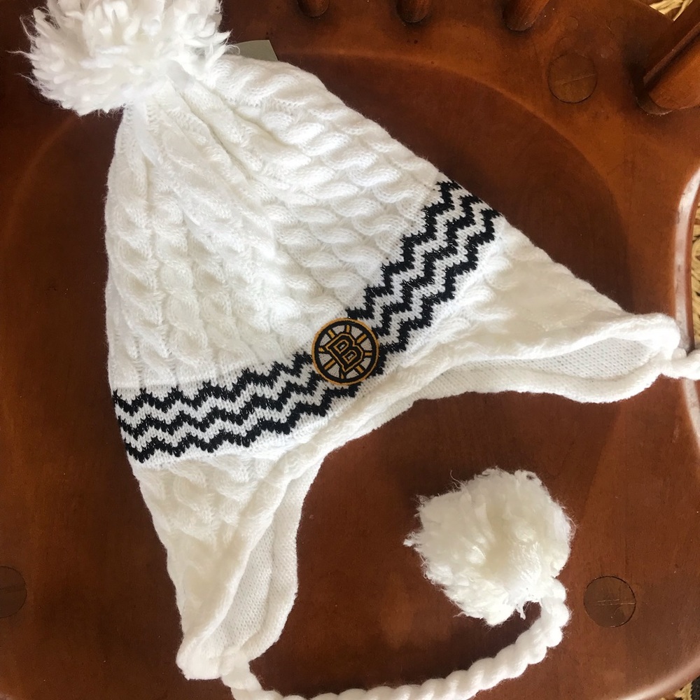 NWT Boston Bruins Hat - FINAL PRICE